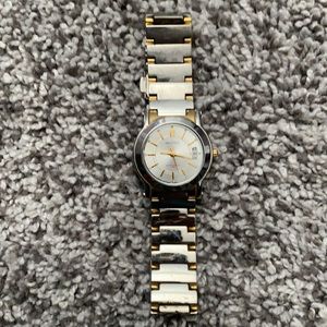 Women’s Nautica metal watch stainless steal